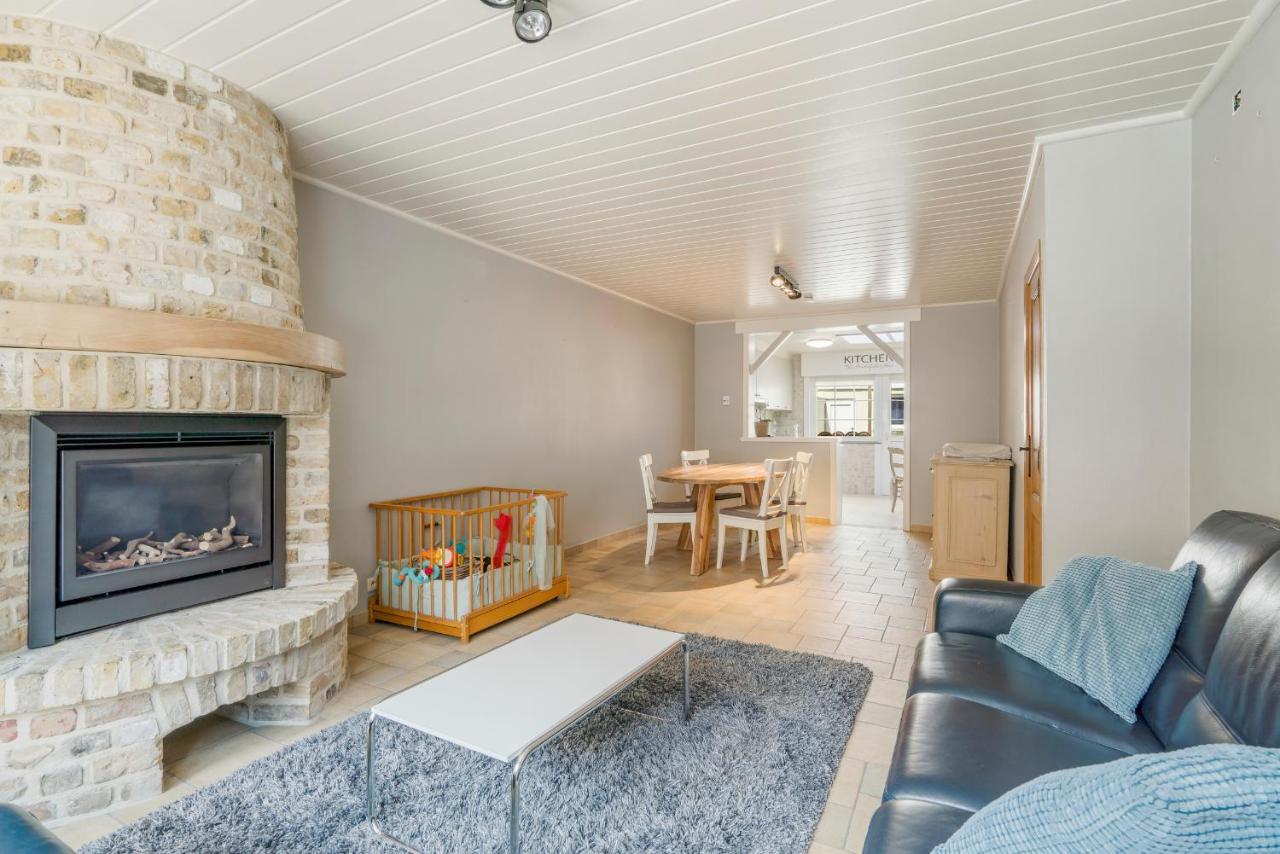 Lichtrijk, Charmant Rijtjeshuis Met 3 Slaapkamers นอคเคอ-เฮสท์ ภายนอก รูปภาพ